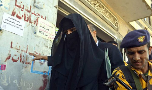 السعودية «هدى آل نيران» رسمياً لاجئة إنسانية في اليمن