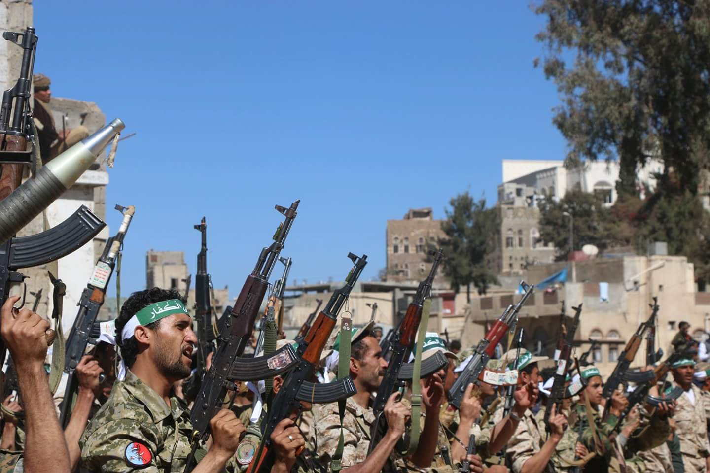 الحوثيون يواصلون نهب أراضي الأوقاف في محافظة إب (وثيقة)