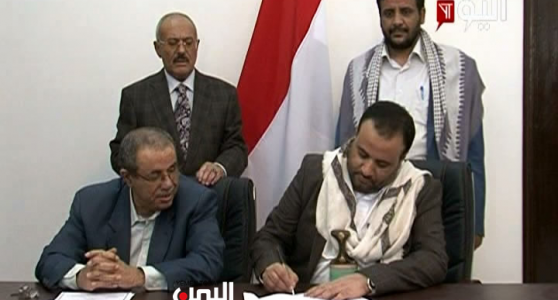 جماعة الحوثي ترضخ للمخلوع سياسياً رغم انها متفوقة عليه عسكرياً و