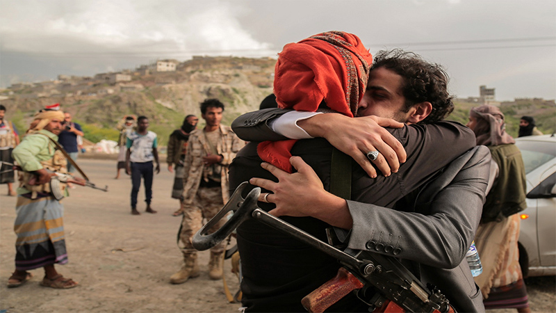 مليشيا الحوثي وقوات صالح تعلن إبرام 4 صفقات لتبادل الأسرى مع المقاومة الشعبية