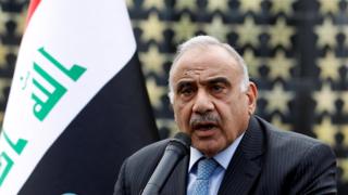 الاحتجاجات تطيح برئيس الوزراء العراقي