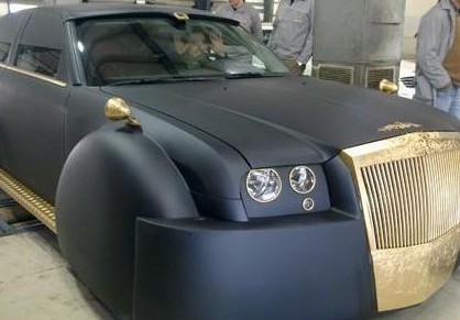 رجل أعمال عربي يشتري سيارة رولز رويس مصفحة 8 ملايين دولار