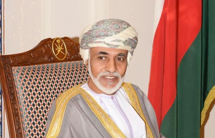 سلطنة عمان تصدر مرسوما يقضي بمنح أسرة حيدر العطاس وسلطان المهرة الجنسية العمانية (قائمة الاسماء)