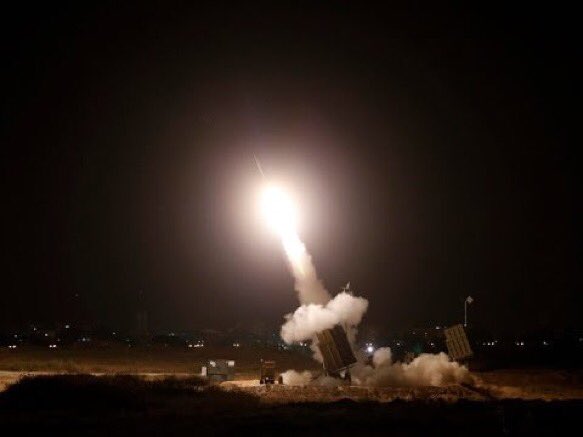 صاروخ بالستي جديد أطلقه الحوثيون باتجاه مدينة مأرب واعترضته دفاعات التحالف العربي